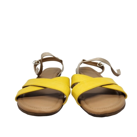 Ollio Women's Two Tone Cross Straps Ankle Buckled Flat Sandals - 9 - Picture 3 of 8